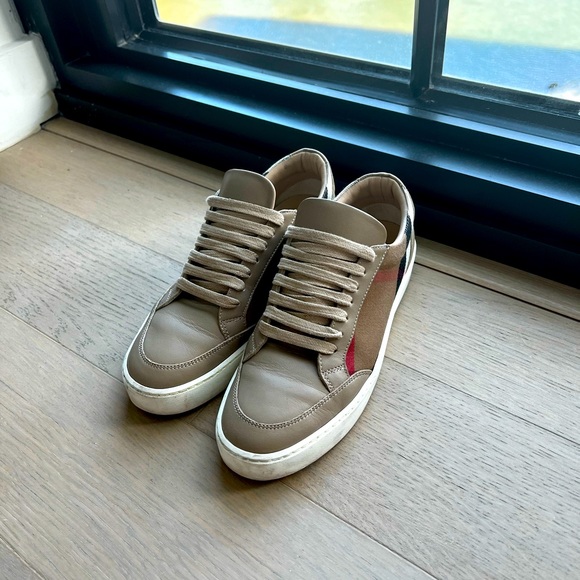 Burberry Salmond Check Low Top Sneaker - Picture 1 of 4